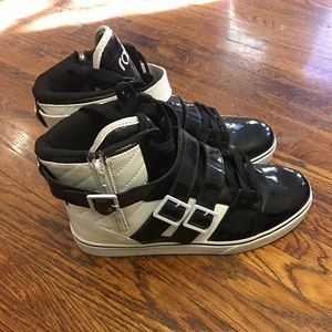 Radii men’s sneakers white / black patent - sz 10